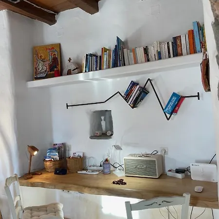 Zeus - Parikia - Paros - Grece * Krotiri