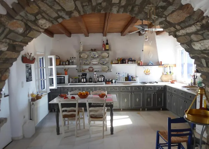 Zeus - Parikia - Paros - Grece * Krotiri